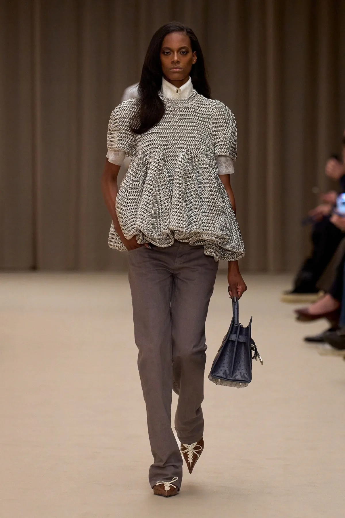 McQueen Thu-Đông 2026 - Paris Fashion Week