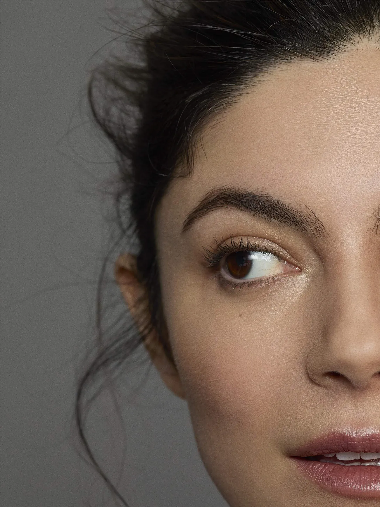 Porter Magazine 03/2026: Monica Barbaro chụp bởi Peter Joseph Smith Porter Magazine 03/2026: Monica Barbaro chụp bởi Peter Joseph Smith