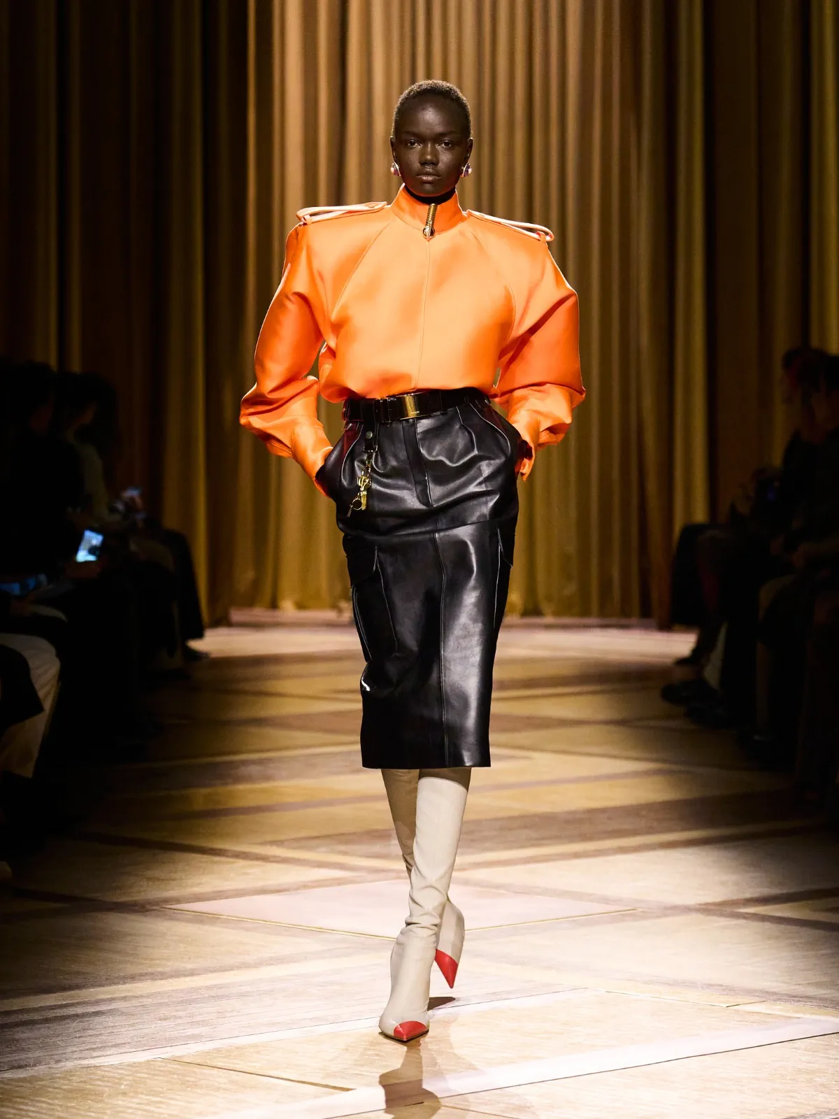 Mugler Thu-Đông 2026 – Paris Fashion Week