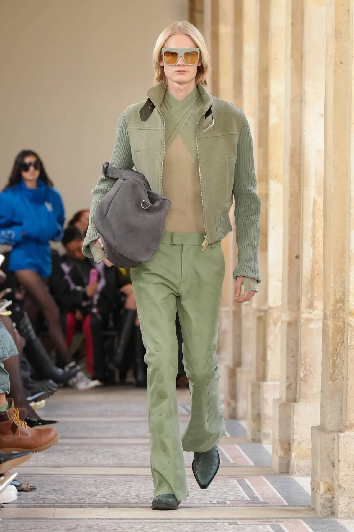 Off-White Thu-Đông 2026 – Paris Fashion Week