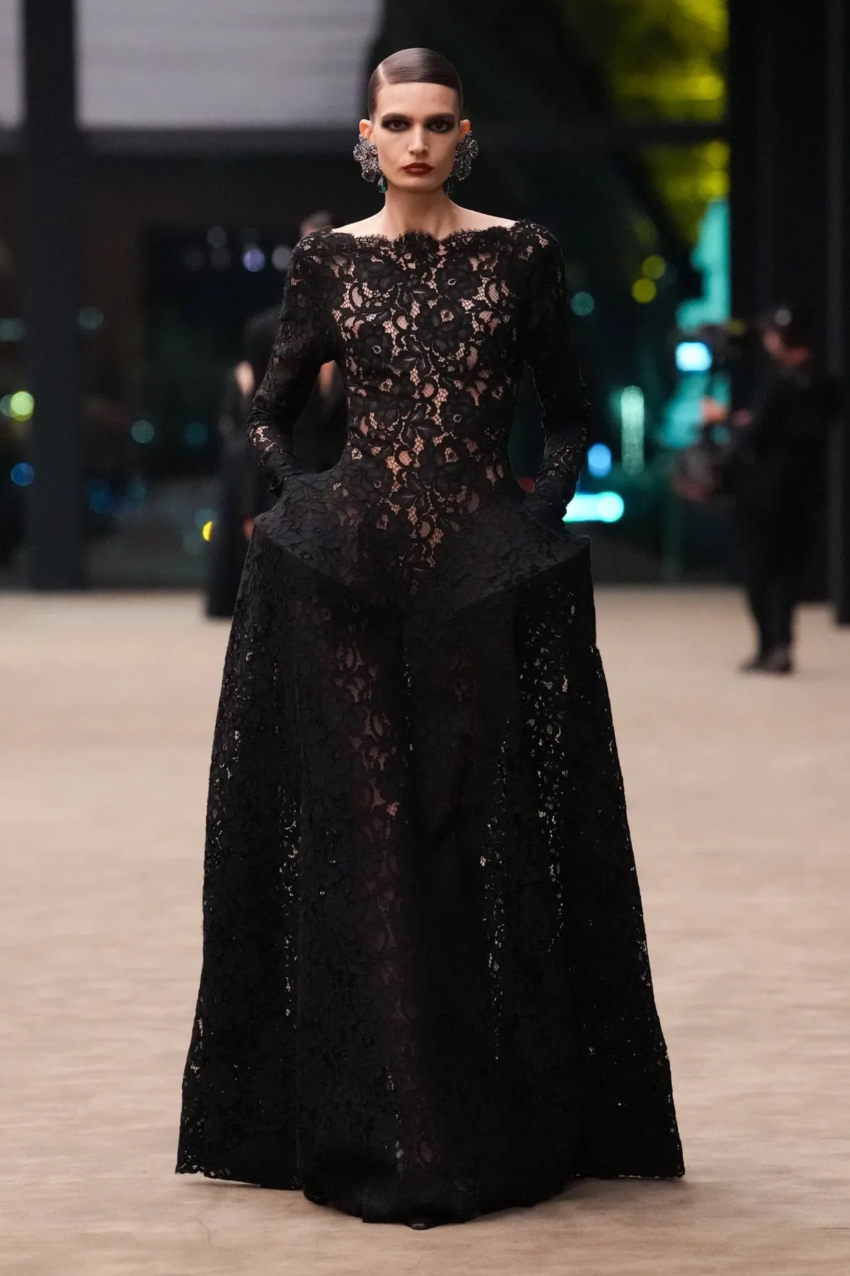 Saint Laurent Thu-Đông 2026 - Paris Fashion Week