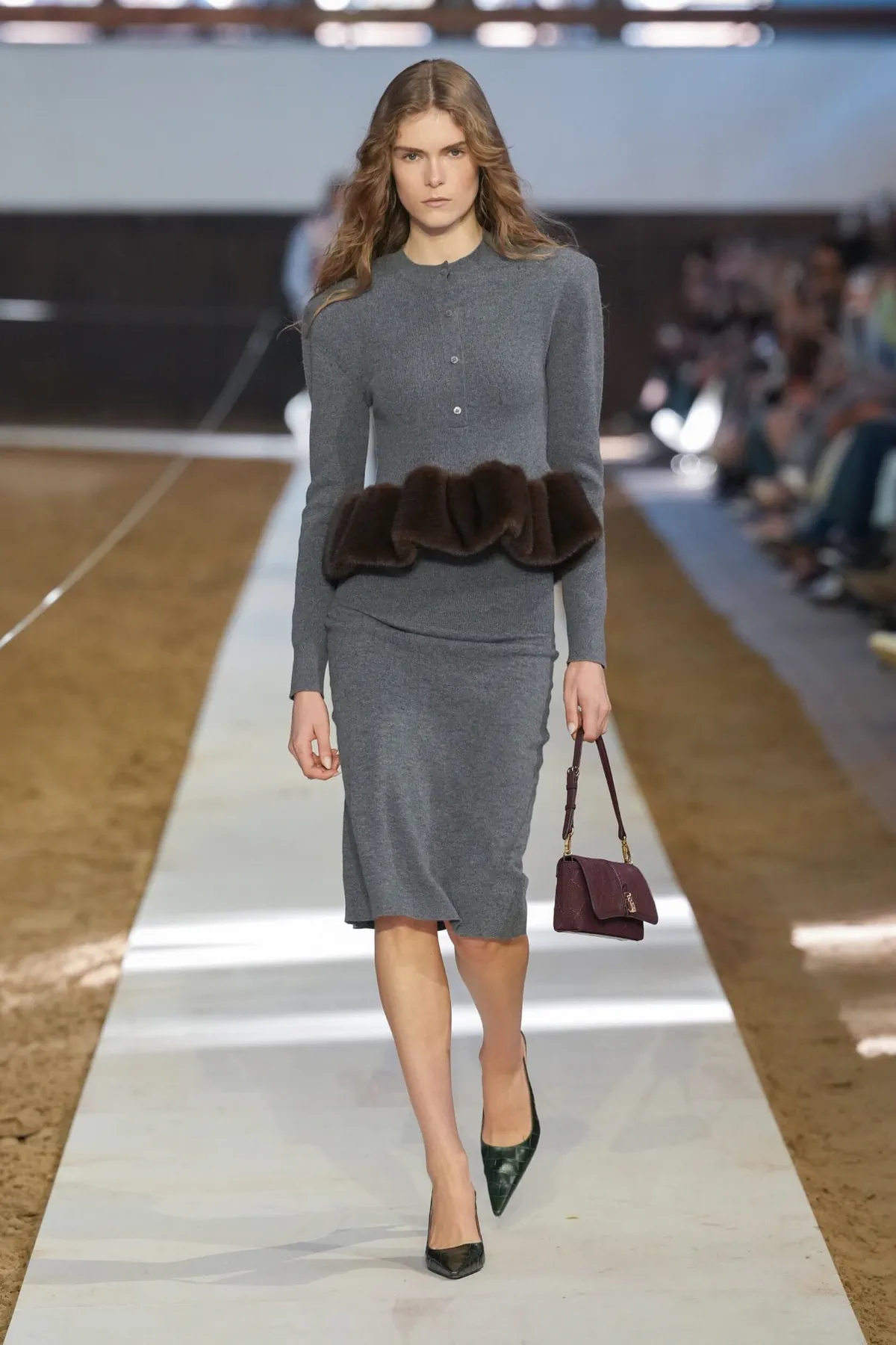Stella McCartney Thu-Đông 2026 - Paris Fashion Week
