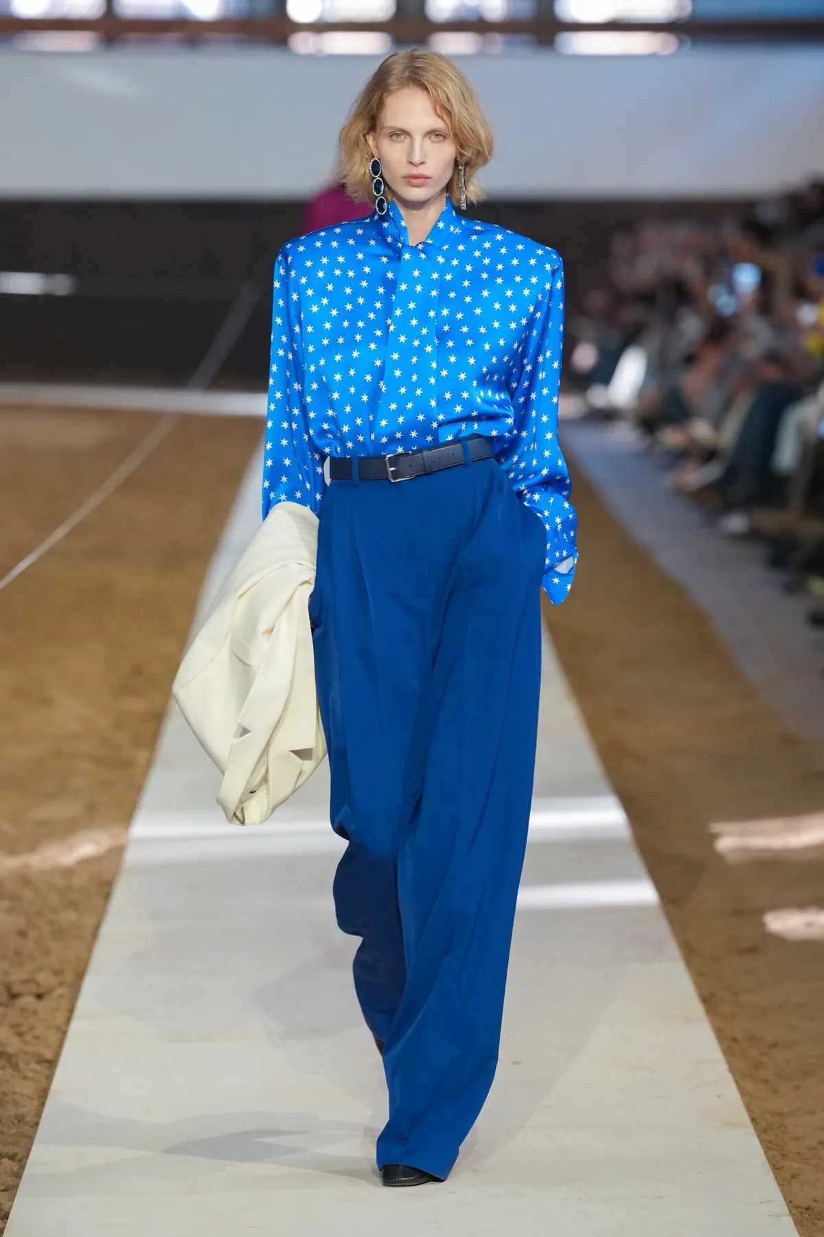 Stella McCartney Thu-Đông 2026 - Paris Fashion Week