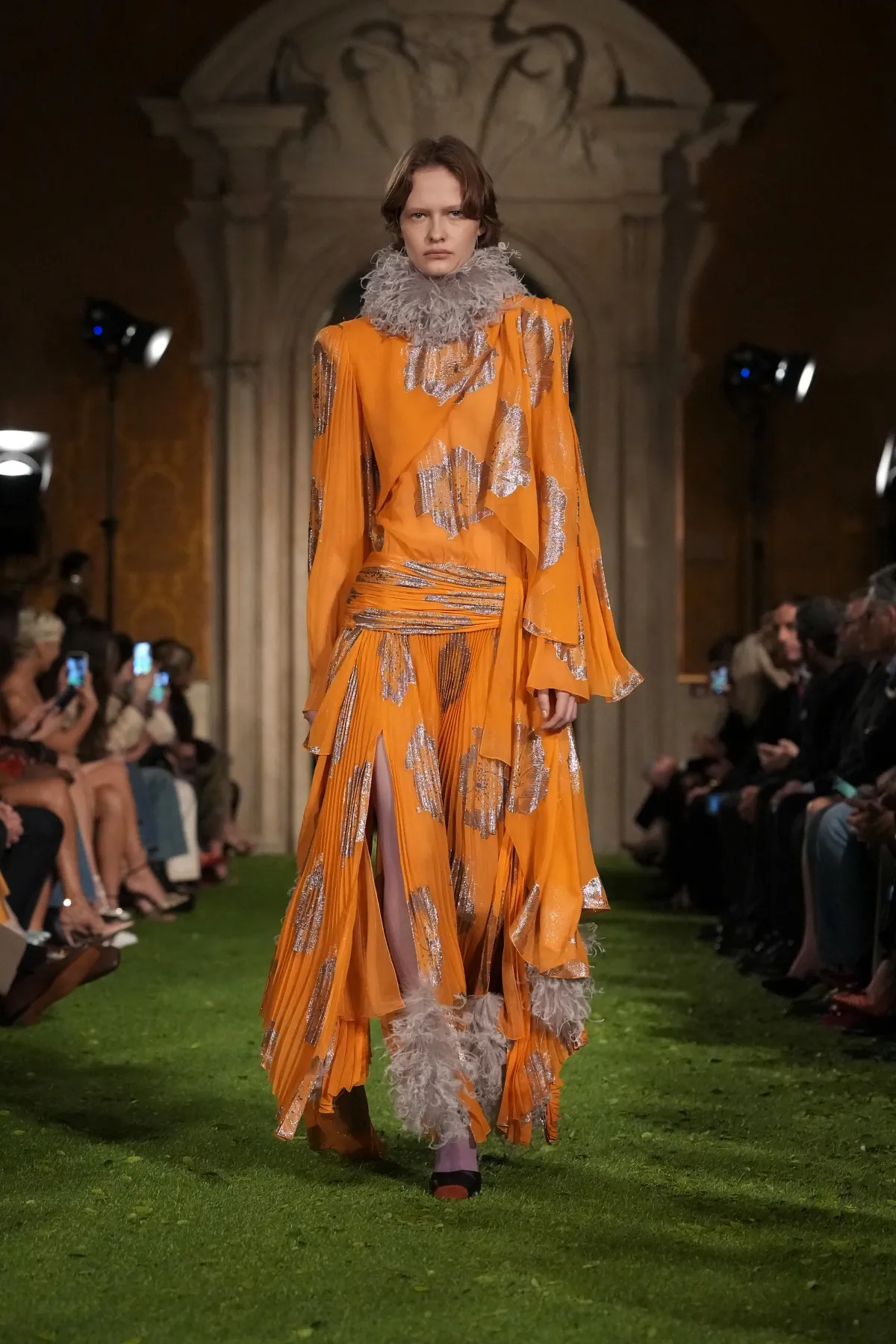 Valentino Thu-Đông 2026