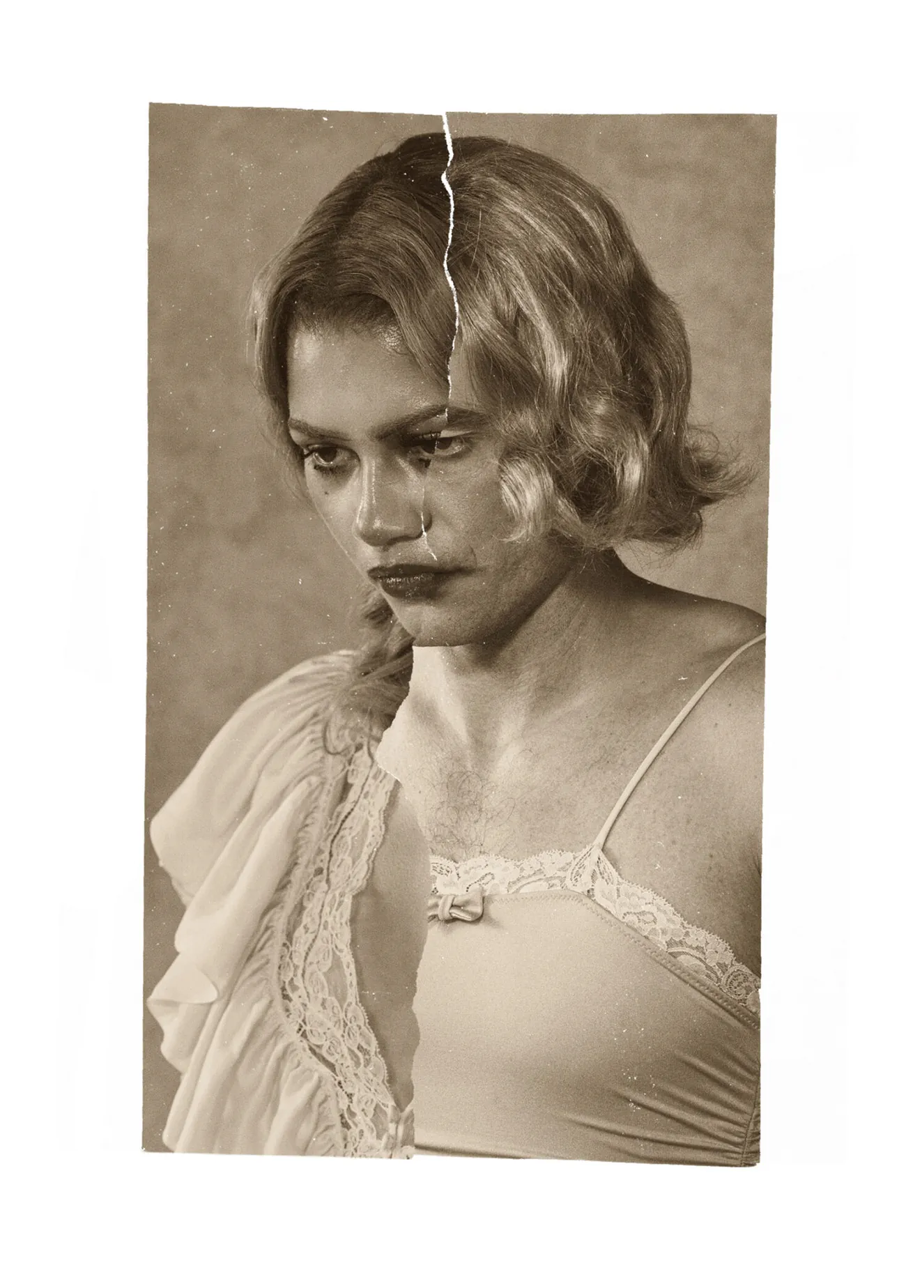 Interview Issue 565: Robert Pattinson và Zendaya chụp bởi Nadia Lee Cohen